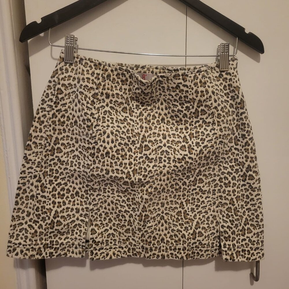 Leopard print mini skirt with slits size small